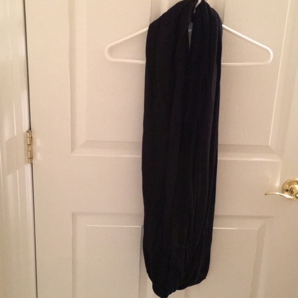 Scarf - Picture 3 of 3